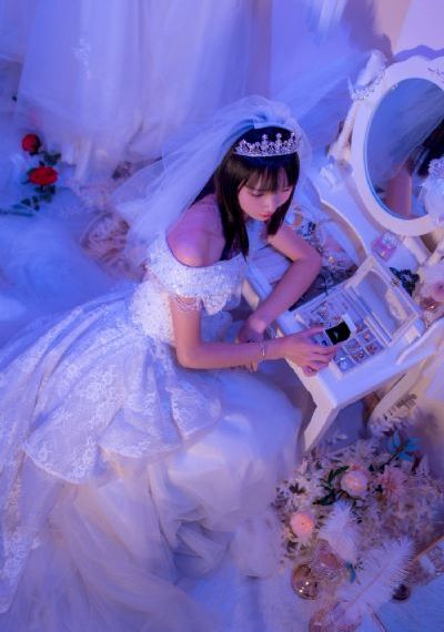 欧美cosplay自慰_剧情片电影免费在线