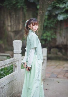 狠狠干com_蓝光手机在线看