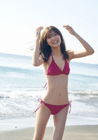 夫の目の前人妻吉沢明歩_爱奇艺VIP神马影院手机在线
